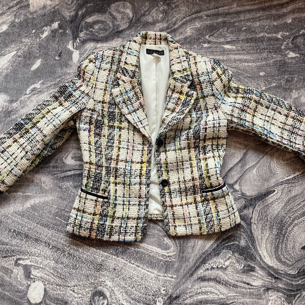 🖐🏼 5 for $25 Ninety Tweed multicolor blazer